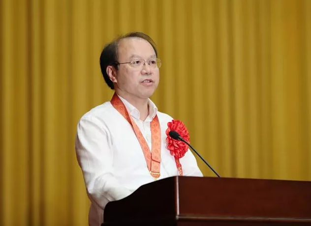 5cb3e69963a70.png 3.png